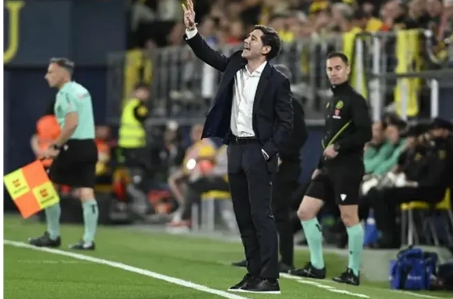 比利亚雷亚尔凭借实力夺下关键战役胜利的简单介绍