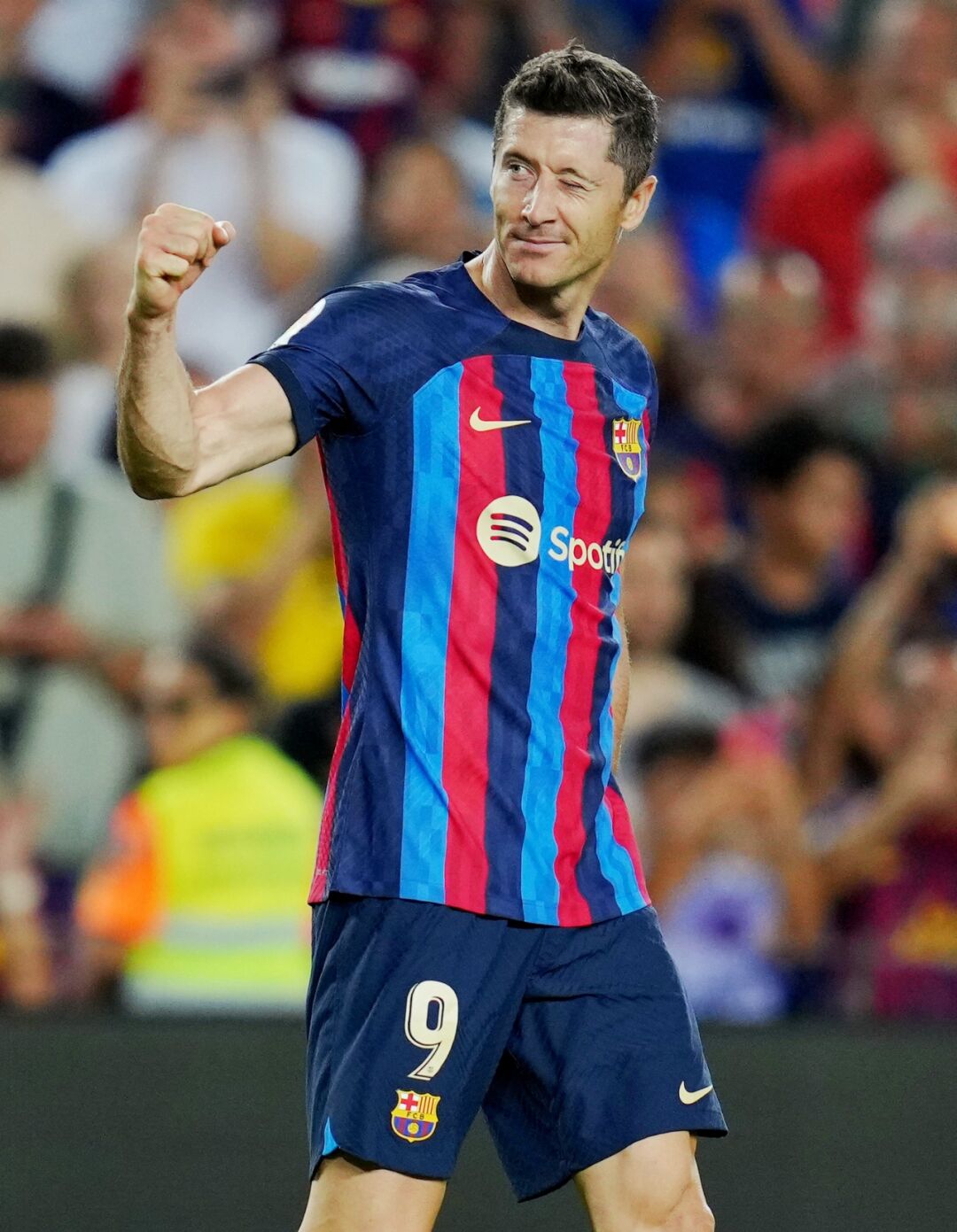 巴拉多利德主场力克对手，豪取三分