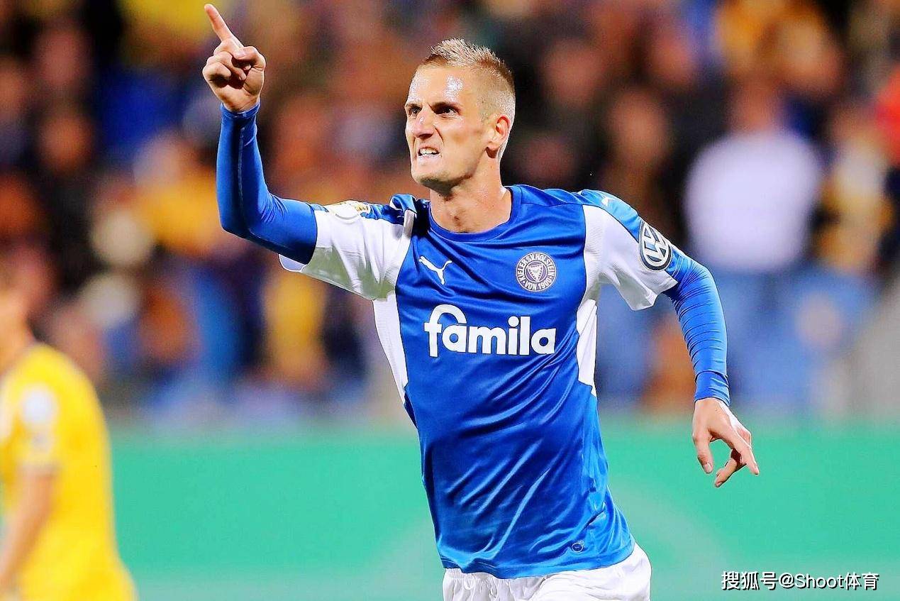 开云体育登录入口-关于沙尔克小心对手反击，力争完美防守的信息