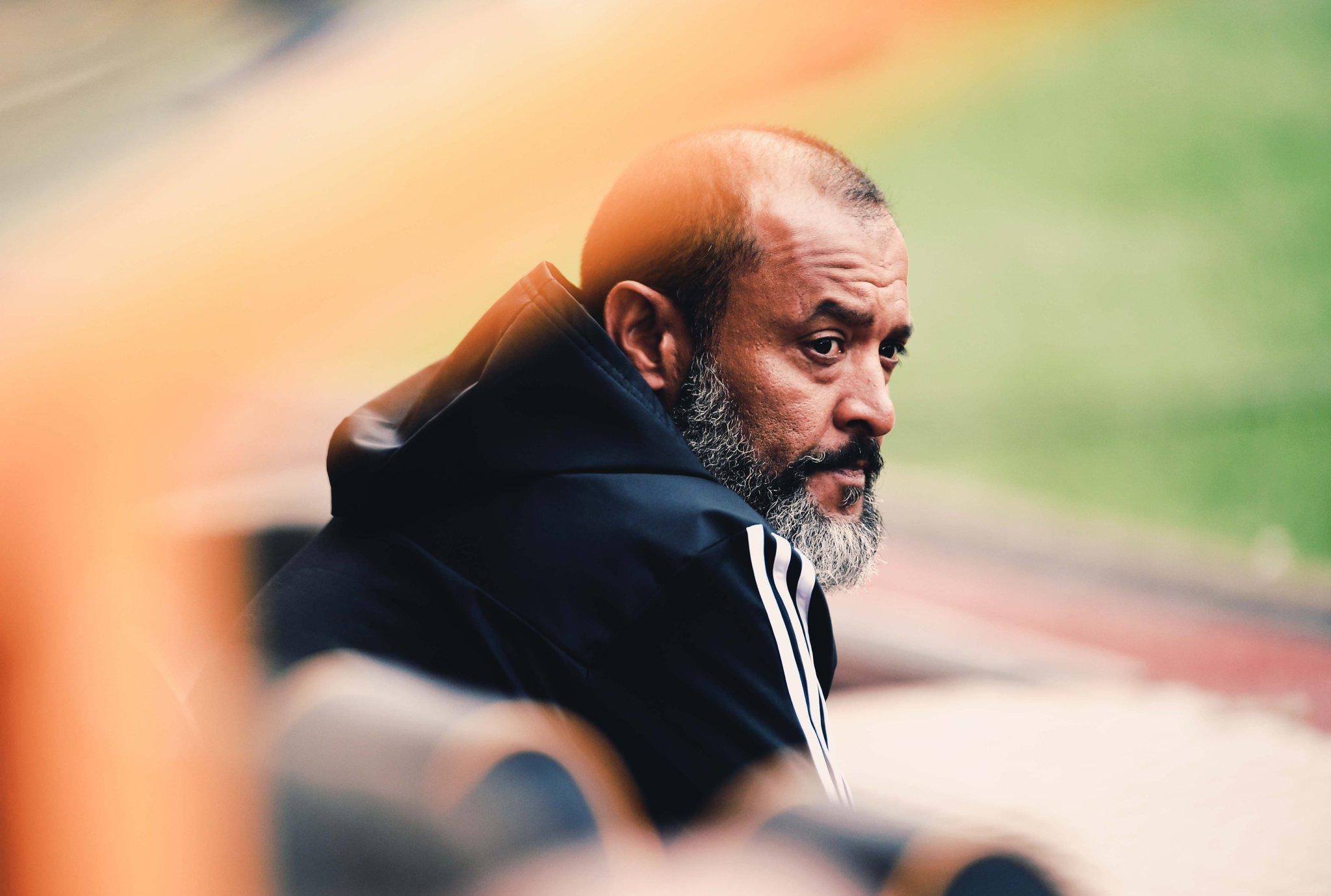 包含南安普顿挑战狼队，保级大战场上看血海的词条