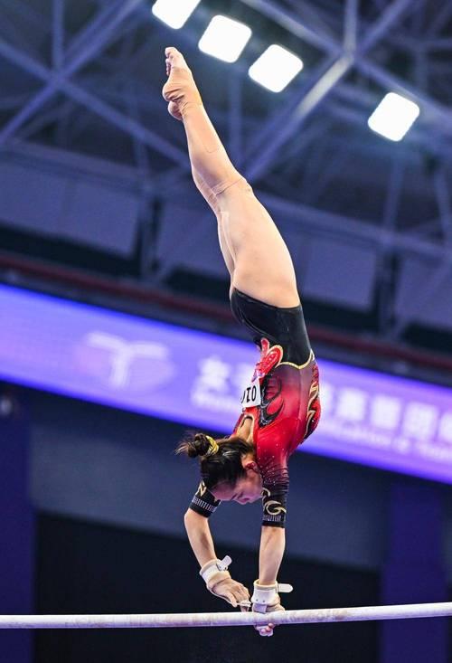 包含体操团体决斗中卓绝表现，中国队屹立不倒的词条