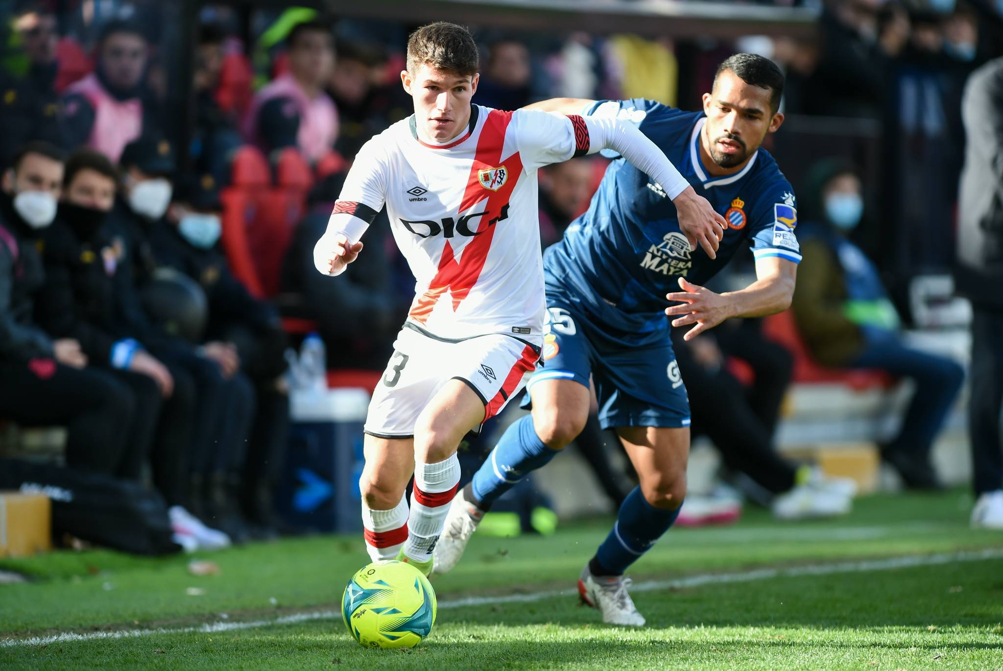 开云体育app下载-西甲劲旅引进塞内加尔前锋，提升进攻火力的简单介绍