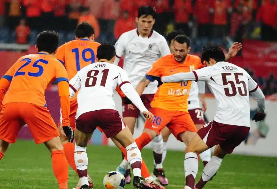 中超比赛球队对抗正酣，三分之争惨烈极端的简单介绍