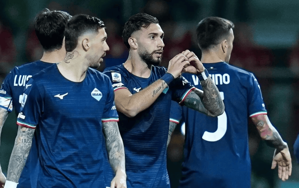 包含那不勒斯球员恢复康复，助力球队备战的词条