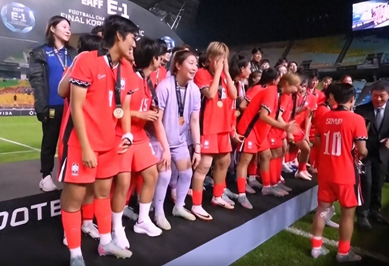 中国女足备战东亚杯，球队士气高昂的简单介绍