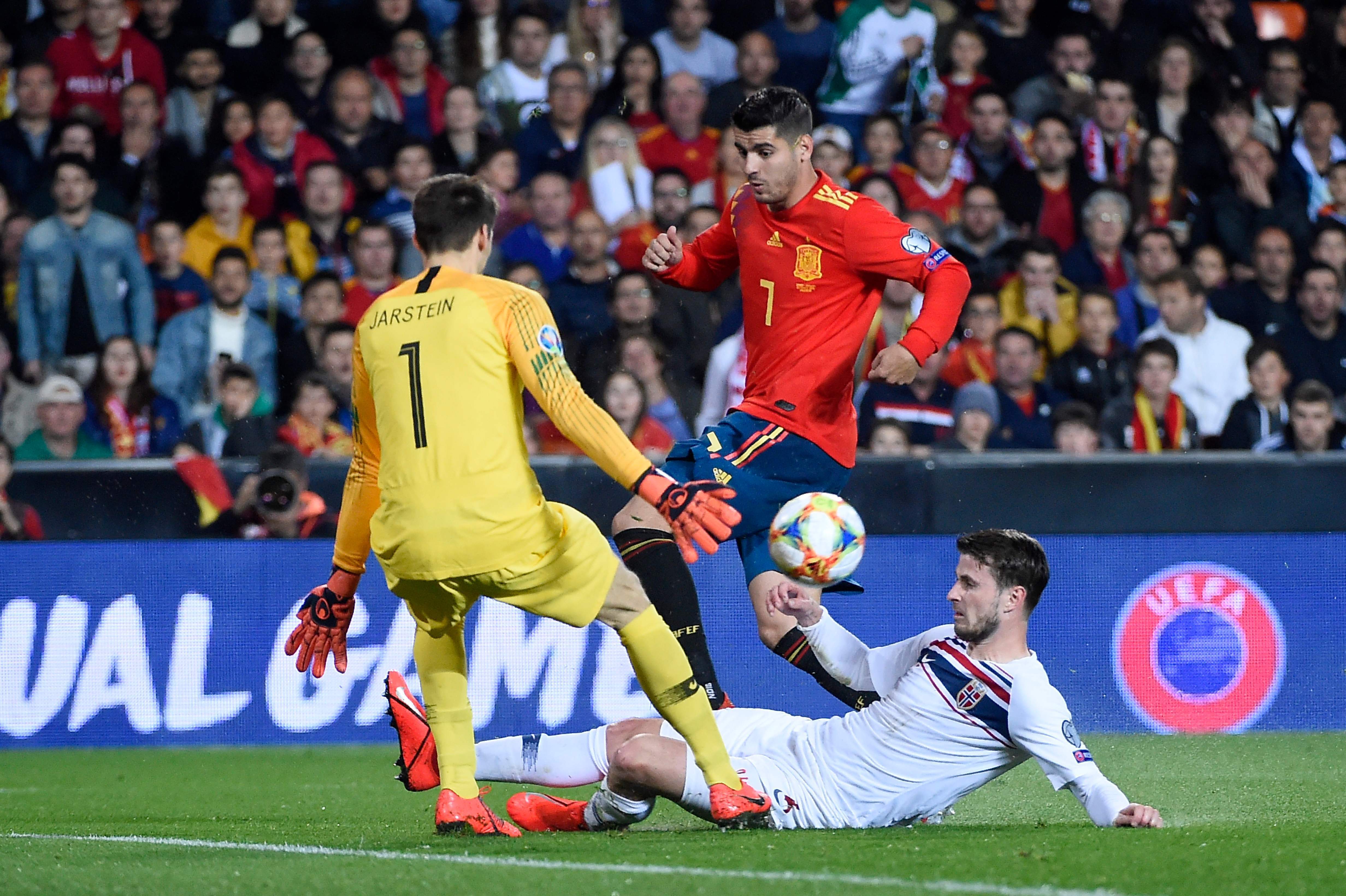 挪威国家队大比分晋级年欧锦赛，实力卓越的简单介绍