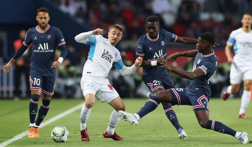 包含里尔主场取胜,继续追逐法甲冠军的词条 包含里尔主场取胜,继续追逐法甲冠军的词条