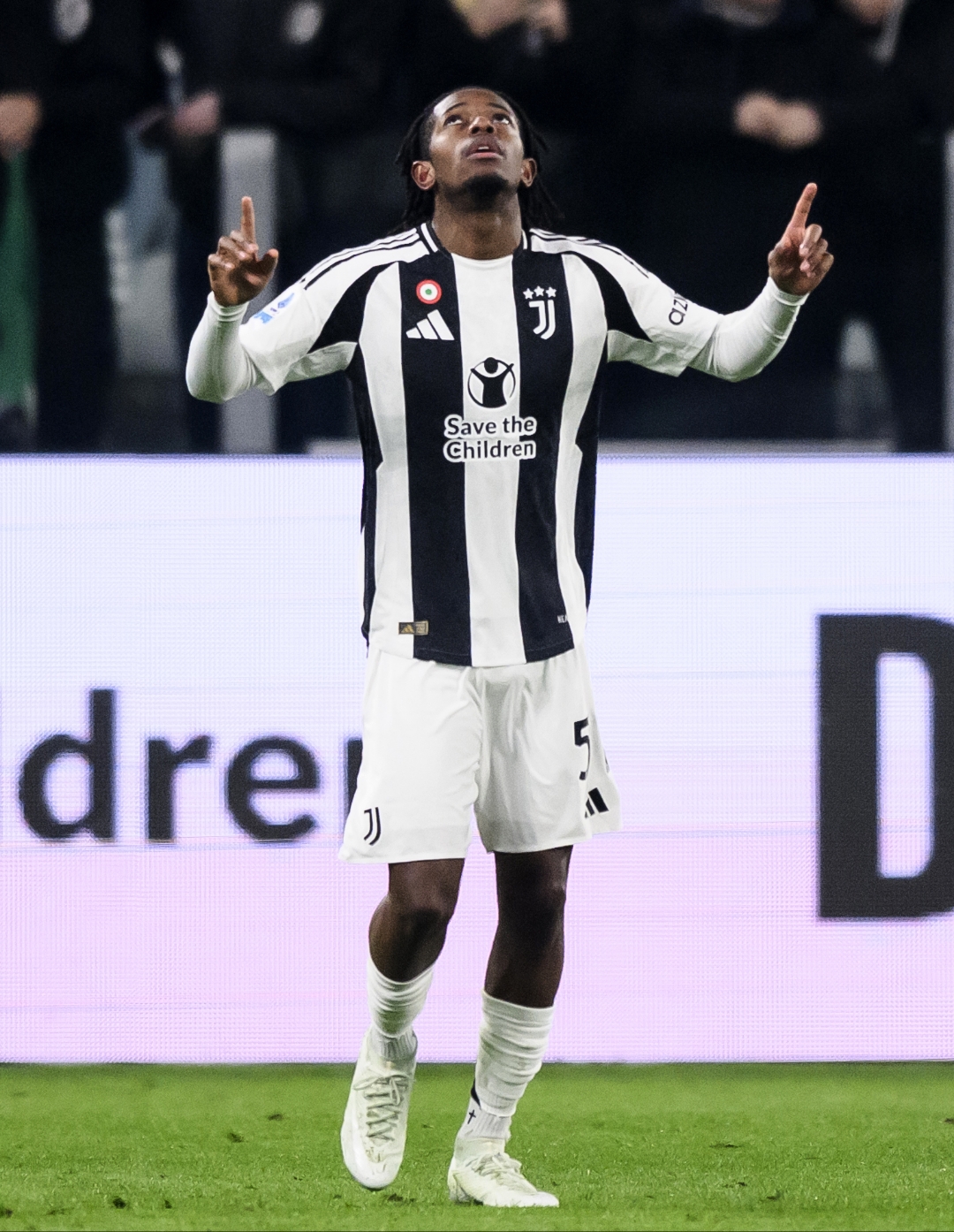 尤文图斯遭遇绝平,步步走进欧冠强的简单介绍 尤文图斯遭遇绝平,步步走进欧冠强的简单介绍