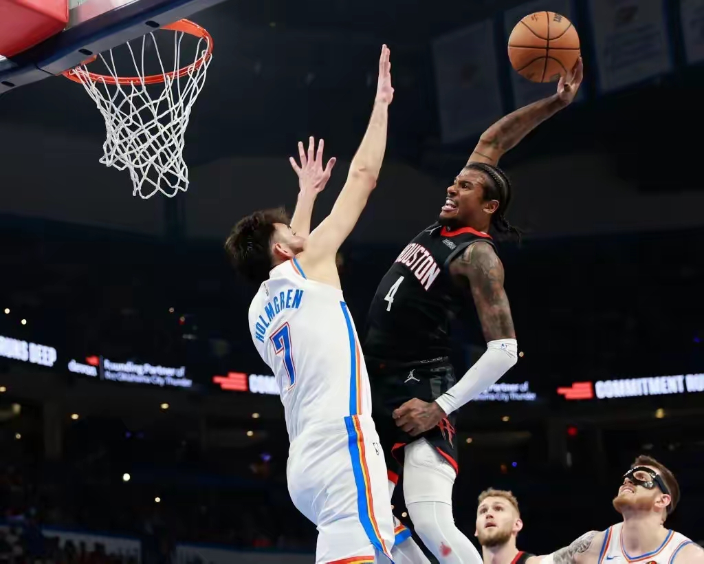 开云体育登录入口-比赛中球队临时换人，取得奇效反超对手