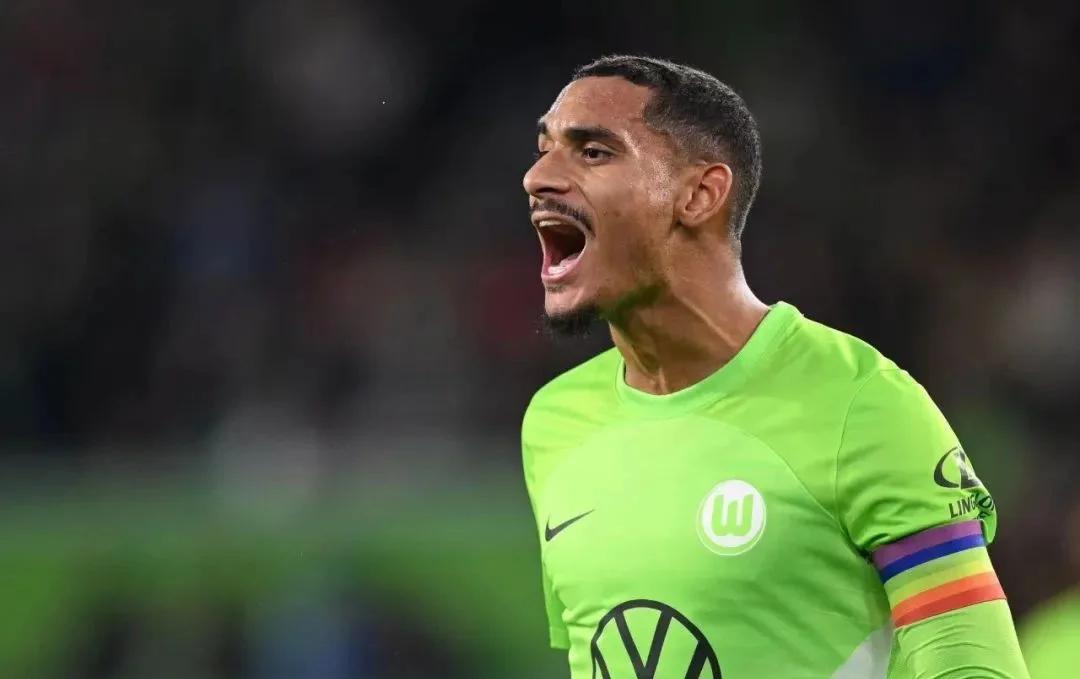 开云体育登录入口-沃尔夫斯堡球员发挥出色，奠定取胜基础的简单介绍