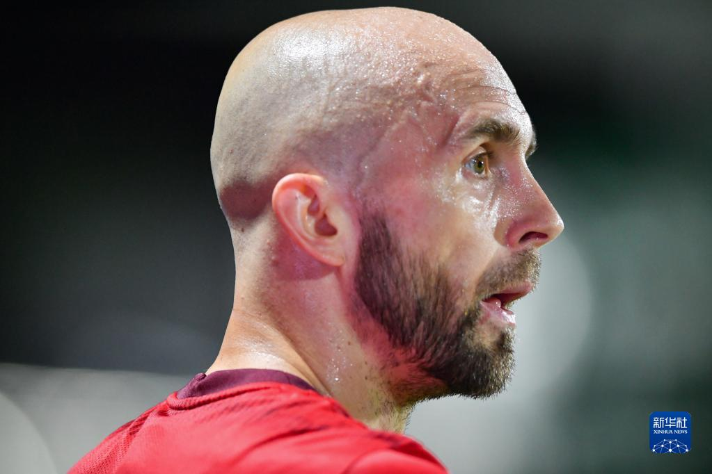 球赛巅峰对抗,全力以赴争取胜利的简单介绍 球赛巅峰对抗,全力以赴争取胜利的简单介绍