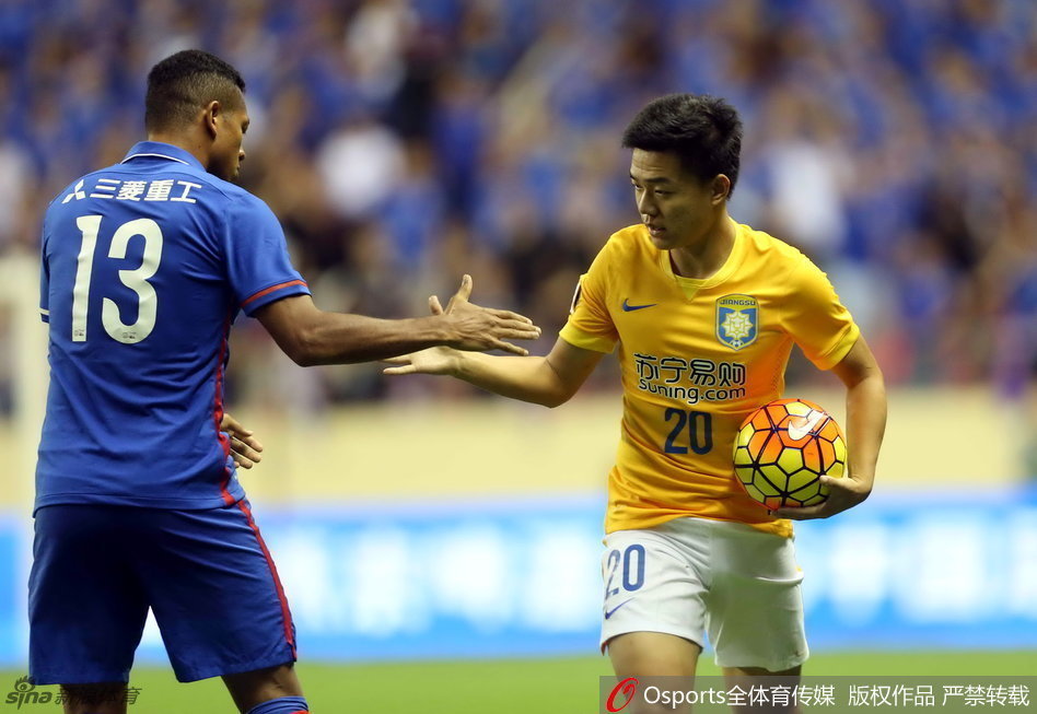 包含江苏苏宁奋力一搏,主场对阵上海绿地申花力争全取三分的词条 包含江苏苏宁奋力一搏,主场对阵上海绿地申花力争全取三分的词条