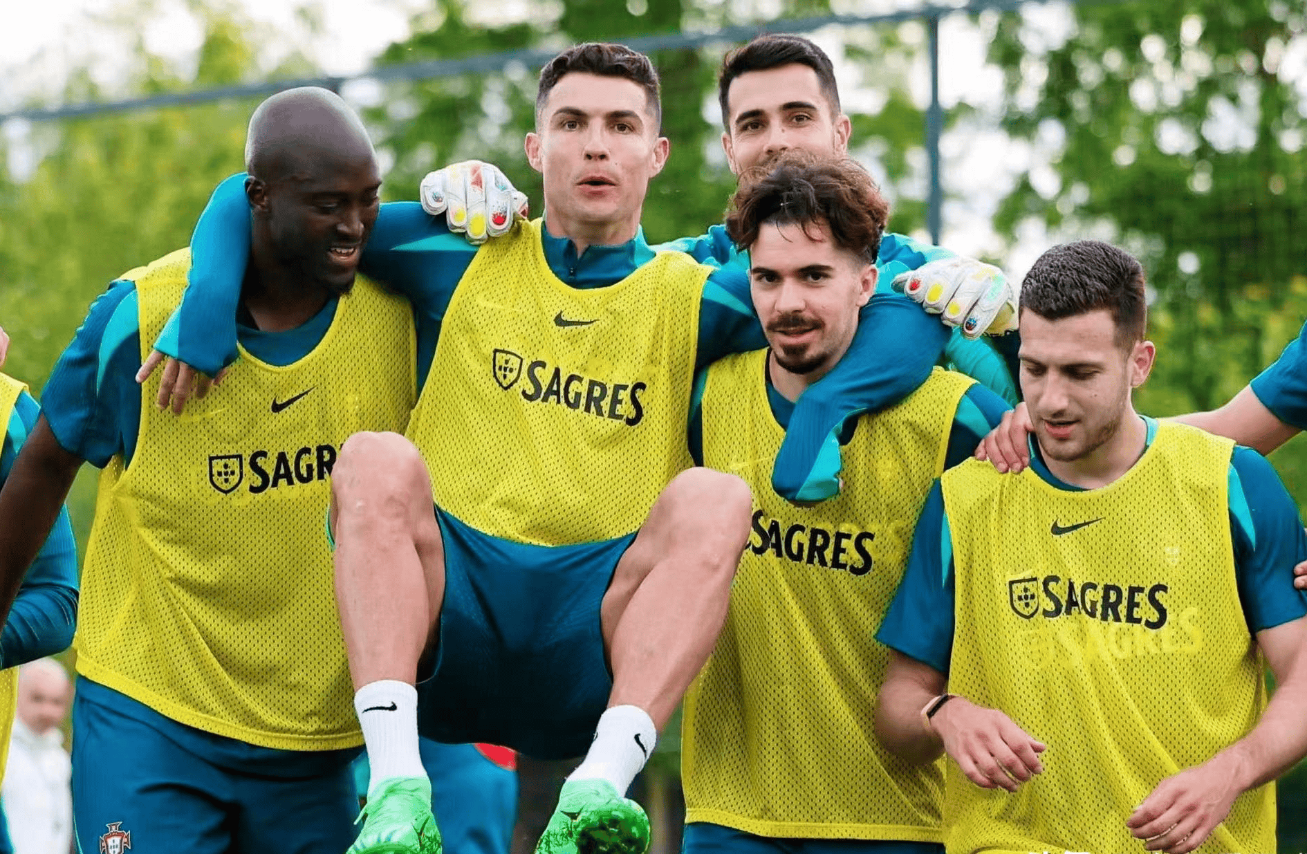 开云体育官网入口-关于捷克队客场战胜对手，欧预赛希望重燃的信息