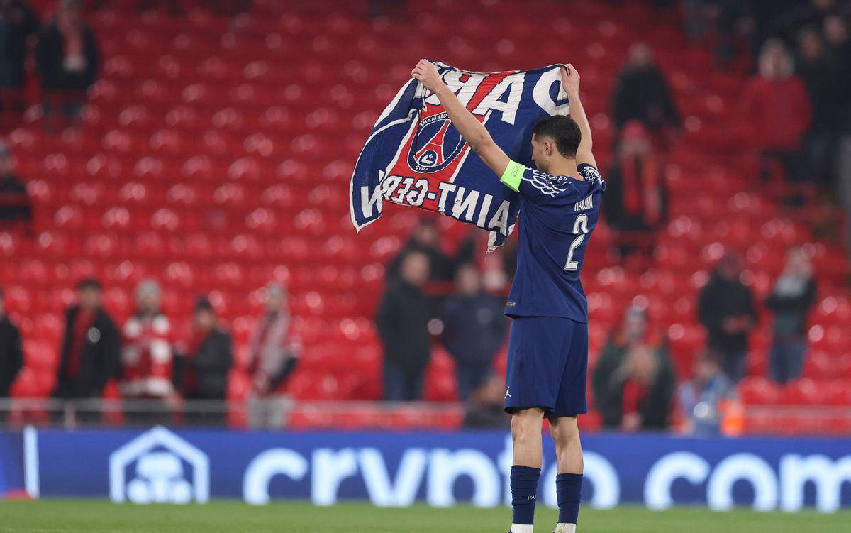 开云体育app下载-包含巴黎圣日耳曼球员间微信战局引关注的词条