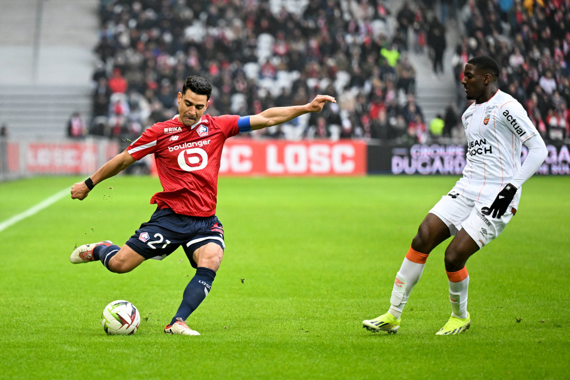 开云体育网页版-里昂连续赢球，继续领跑法国顶级联赛