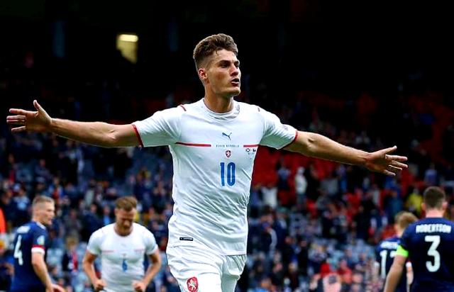 黑山队在欧洲杯预选赛中获得胜利 黑山队在欧洲杯预选赛中获得胜利